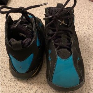 Toddler Jordan’s size 9